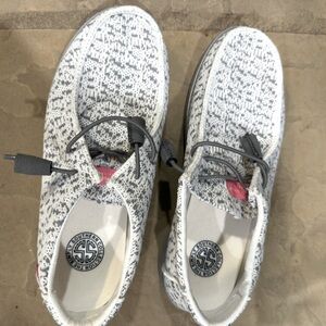 Simply Southern Shoes Practically Brand New